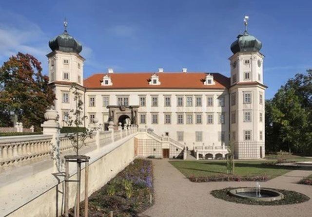 Apartman Srubik Cisovice Buitenkant foto